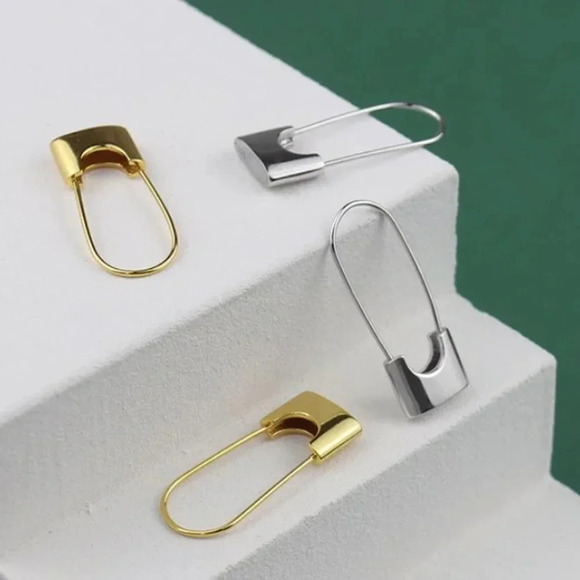 925 Sterling Silver Paperclip Lock Earrings - Picture 3 of 7